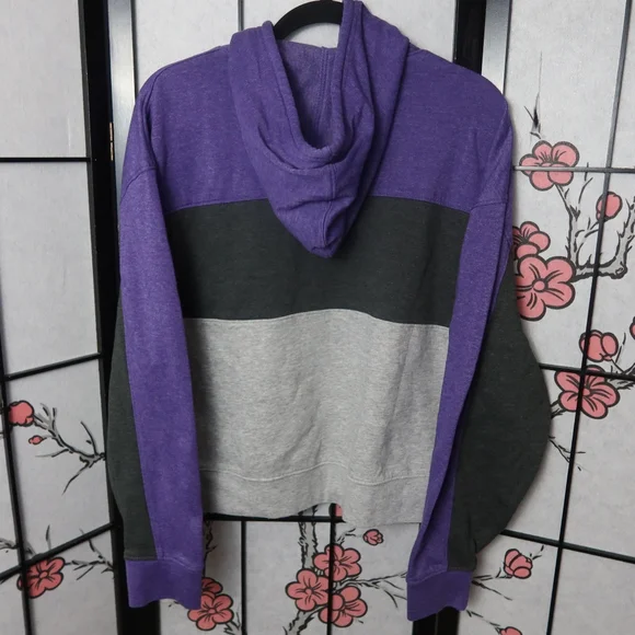 Women's Purple and Gray Colorblock Vikings Hoodie Size Medium - Picture 12 of 13